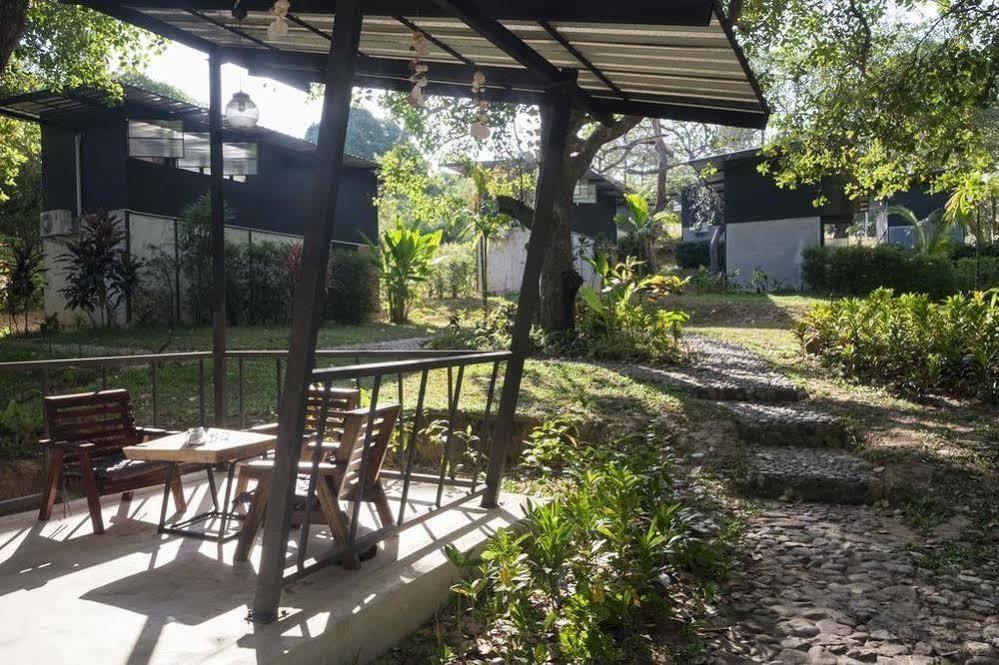 Himmapan Resort Koh Phayam Exterior photo